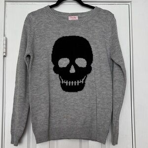 Pink Lily Gray Sweater with Black Skull Design
